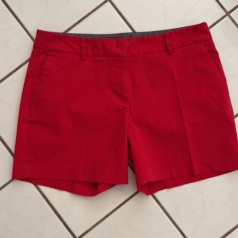 Nautica size 8 women’s short.